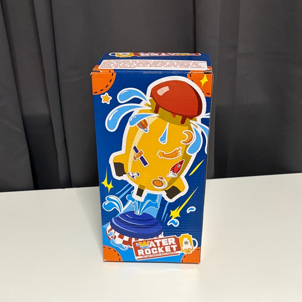 Water Rocket Toy - Blue and Yellow